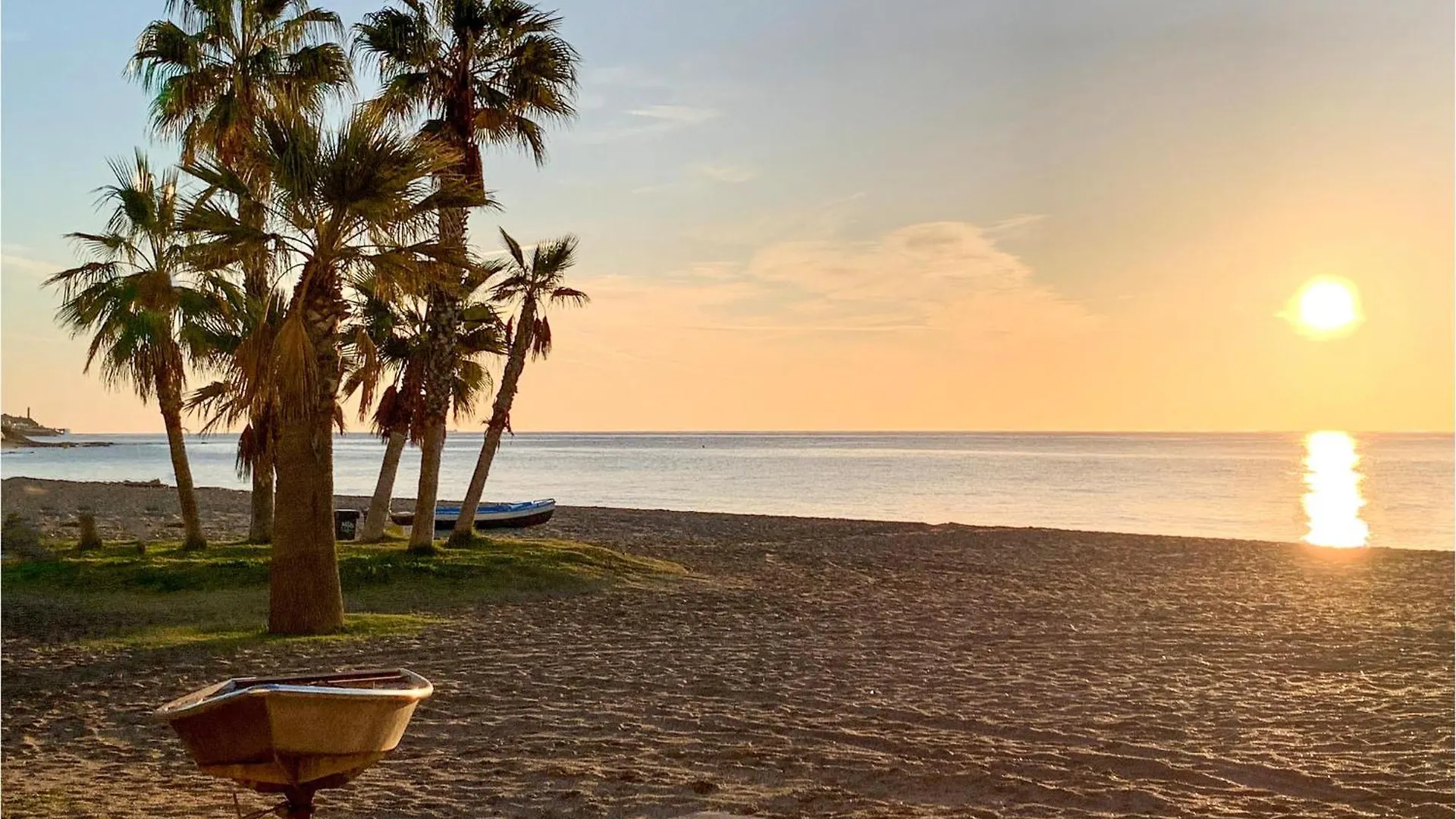 Stunning Apartment In Mijas With House Sea View